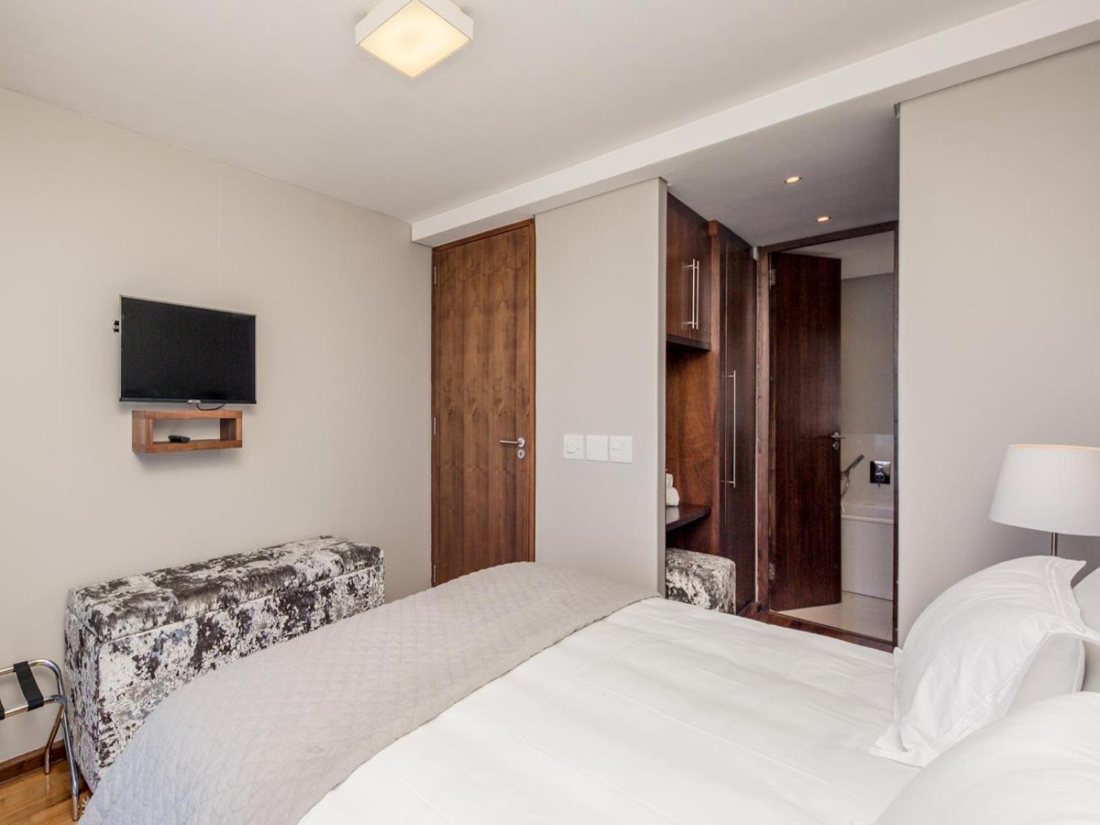 Infinity Self Catering Apartments Bloubergstrand Dış mekan fotoğraf
